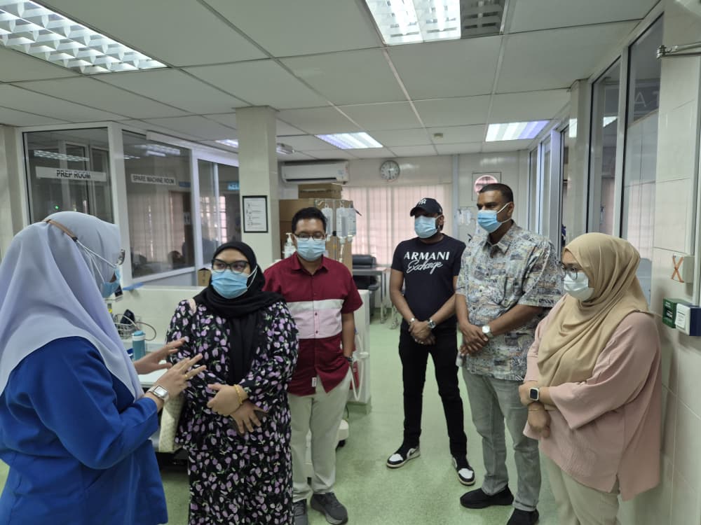 Visit to National Dialysis Center