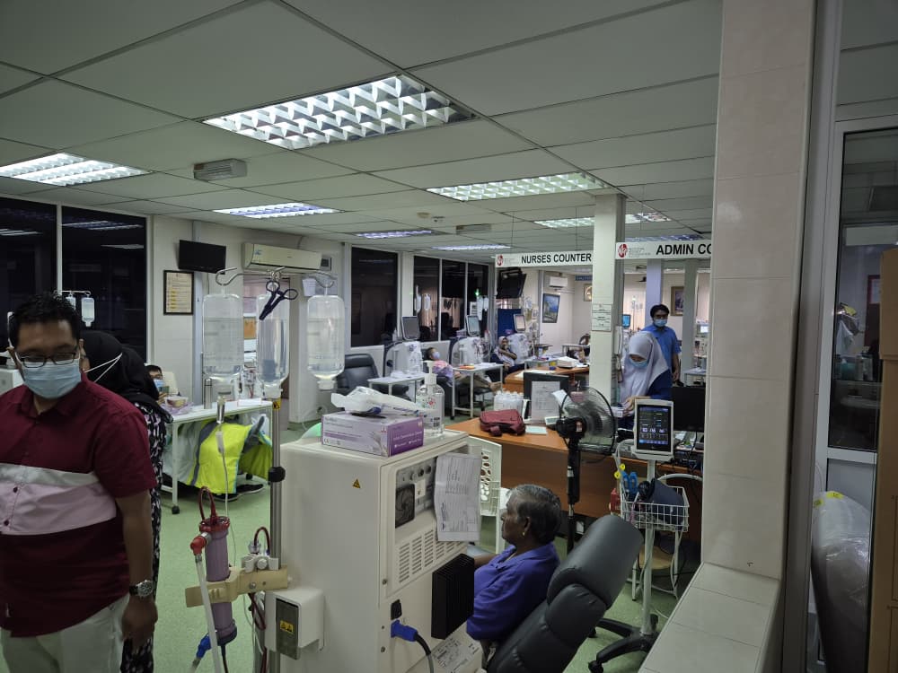 Visit to National Dialysis Center