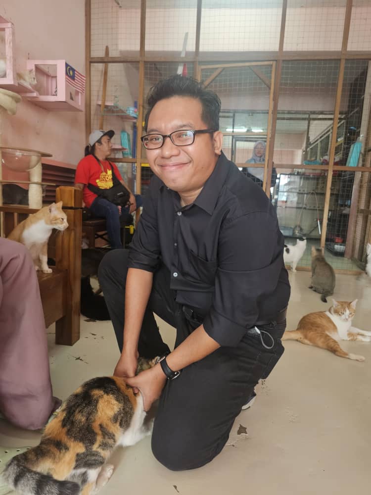 Charity Event at Shelter for Strays
